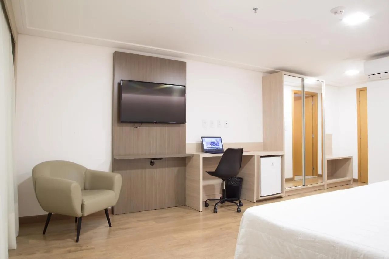 Mogano Premium Hotel - Eletroposto Chapecó 4*,  Brazílie
